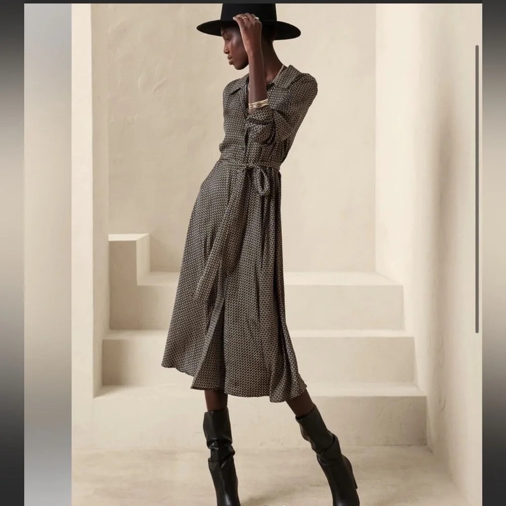 Banana Republic (Fall 2022) Rossa Midi Shirtdress